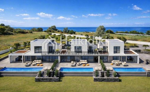 Villa in Nea Propontida, Macedonia and Thrace, Greece 1