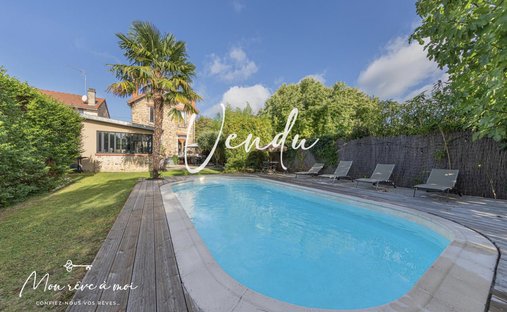 House in La Chataigneraie, Saint-Leu-la-Forêt, France 1