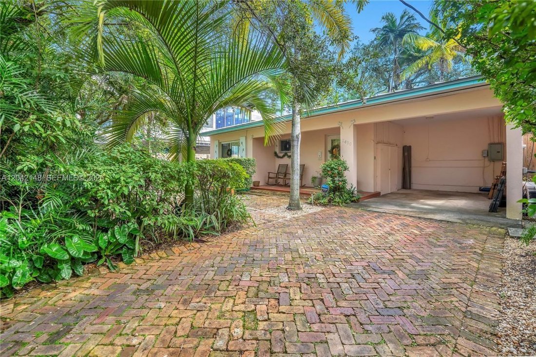 House in Miami, Florida, United States 4 - 18276265
