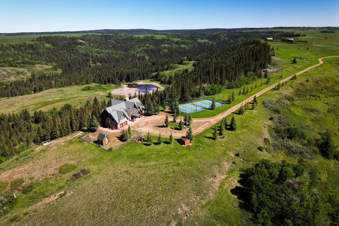 House in Eagle Butte, Alberta, Canada 1 - 18271566