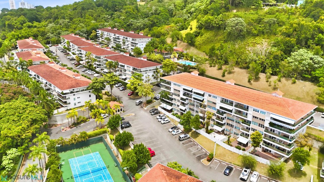 Apartment in Guaynabo, Guaynabo, Puerto Rico 2 - 18271138
