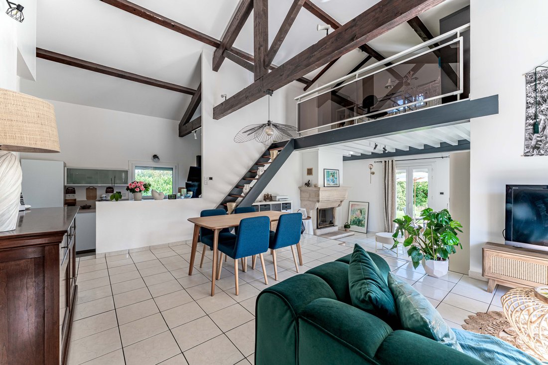 House in Francheville le Haut-Bruissin, Francheville, France 2 - 18270983