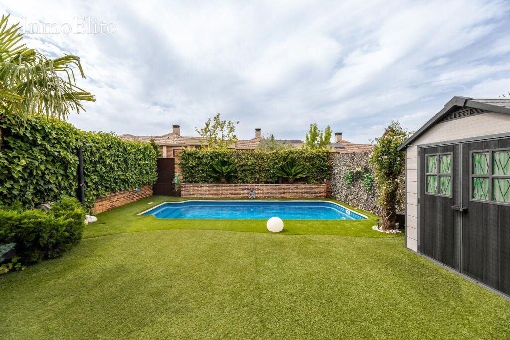 House in Majadahonda, Comunidad de Madrid, Spain 5 - 18274213