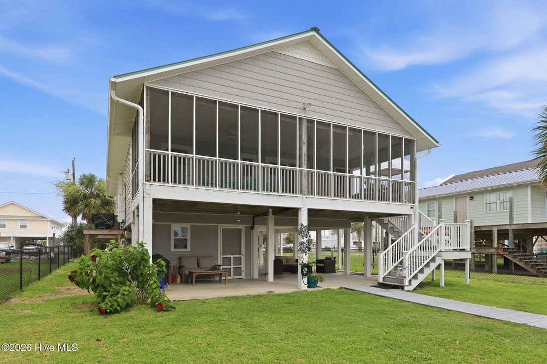 House in Topsail Beach, North Carolina, United States 1 - 18274170