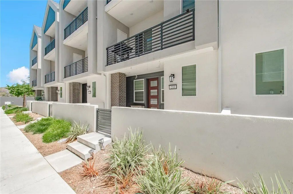Condo in Irvine, California, United States 3 - 18048240