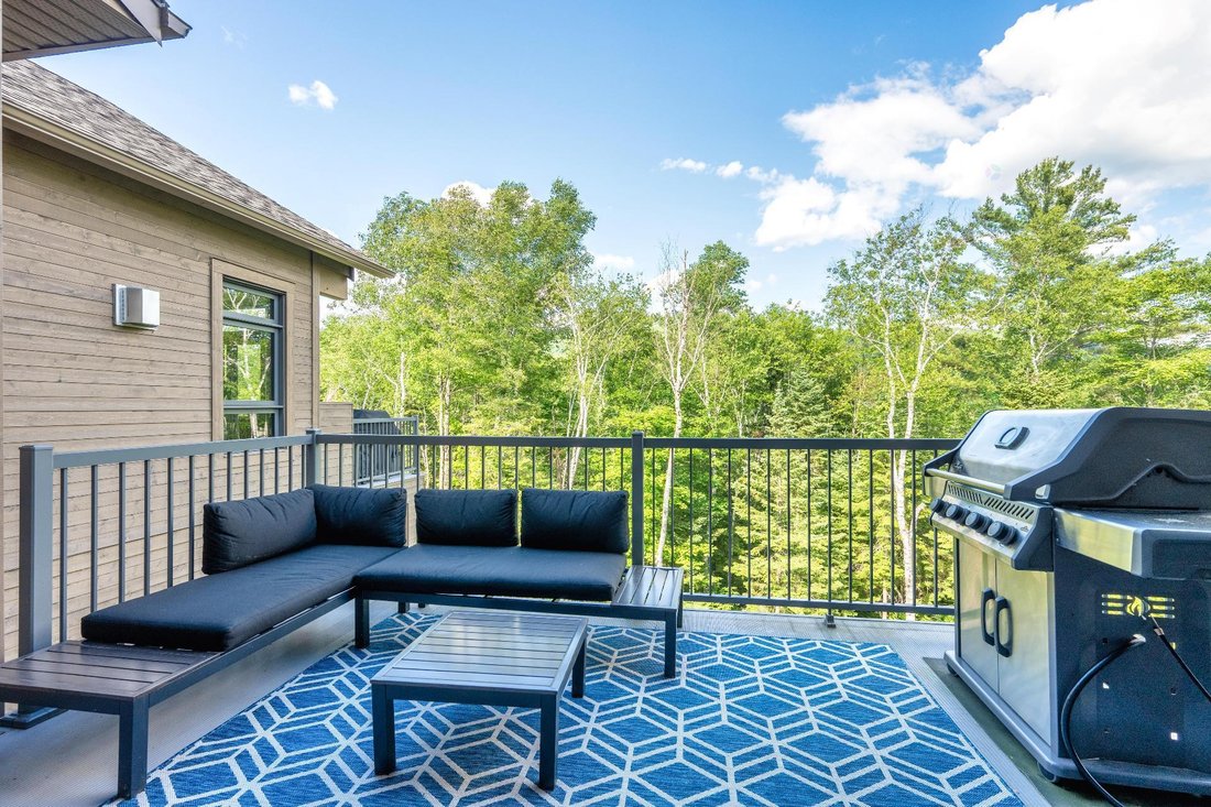Condo in Mont-Tremblant, Quebec, Canada 2 - 18227307