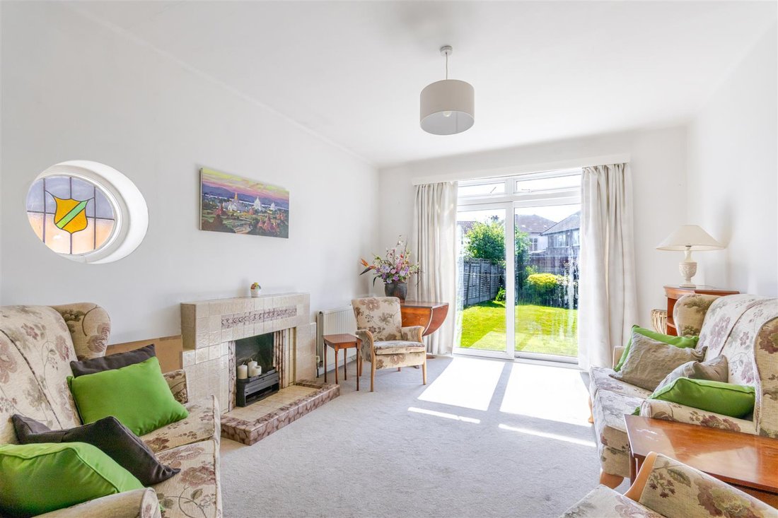 Haus in Eastcote Village, Hillingdon, England 2 - 18270317