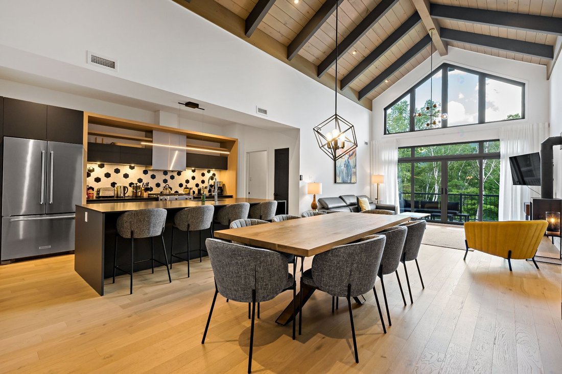 Condo in Mont-Tremblant, Quebec, Canada 5 - 18227307