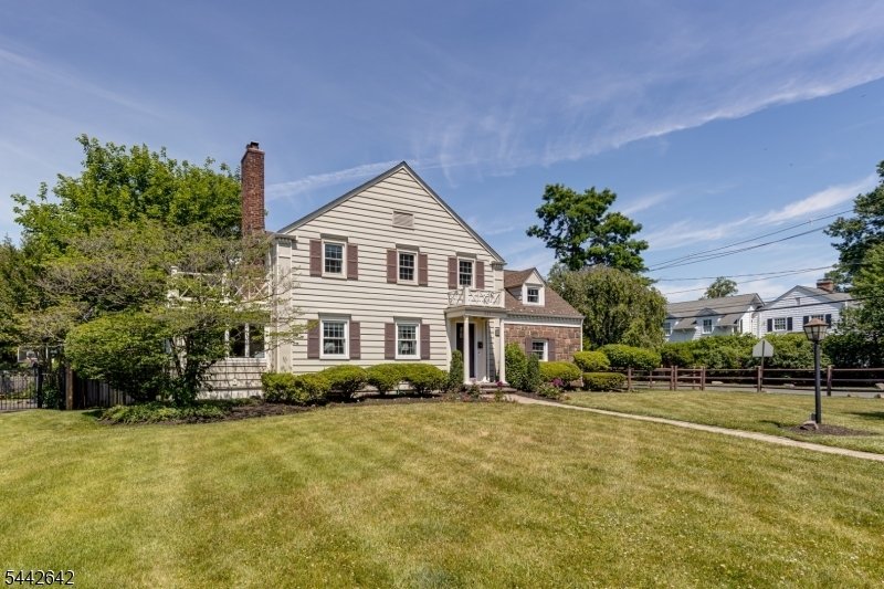 House in Westfield, New Jersey, United States 3 - 18275488