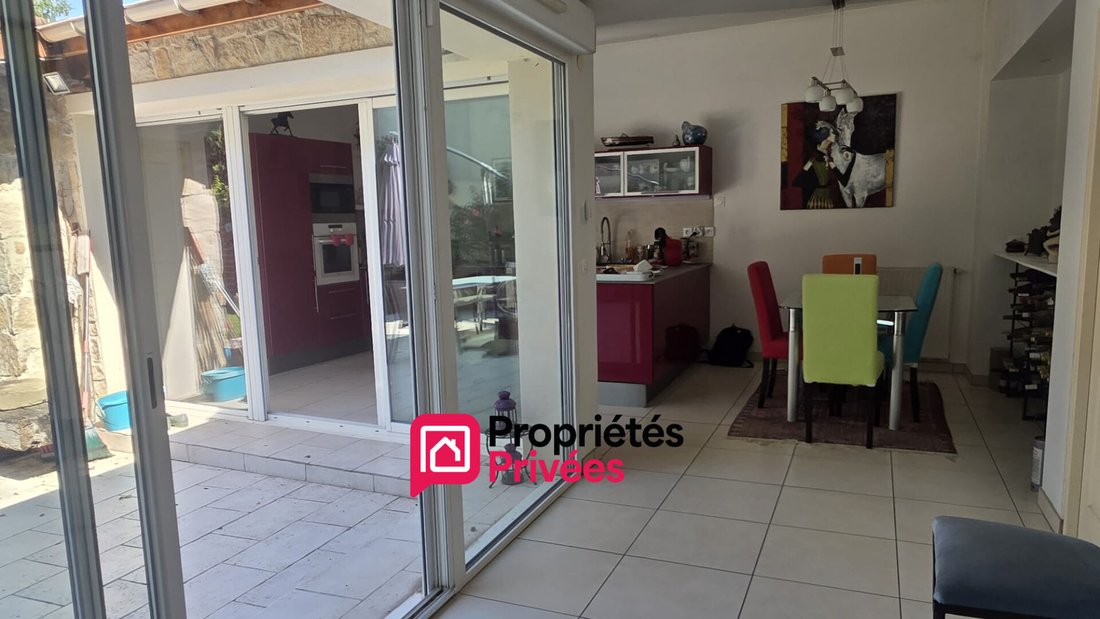 Villa in Chennevieres-sur-Marne, Ile-de-France, France 5 - 18275619