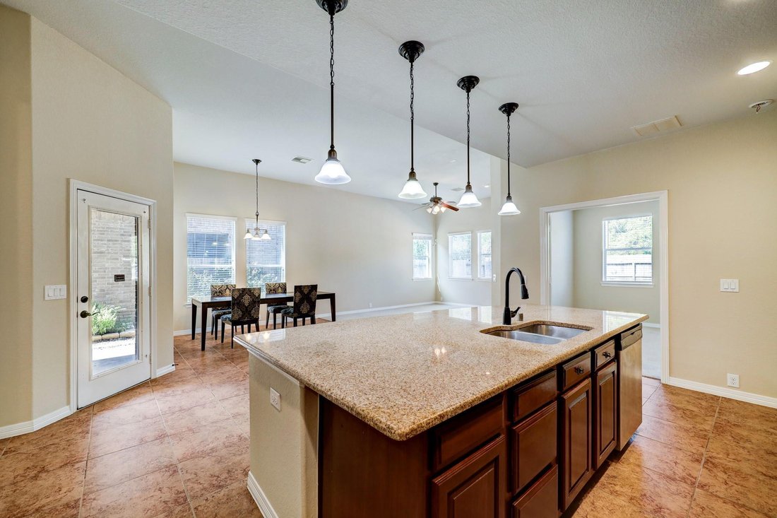 House in Sugar Land, Texas, United States 5 - 18275082