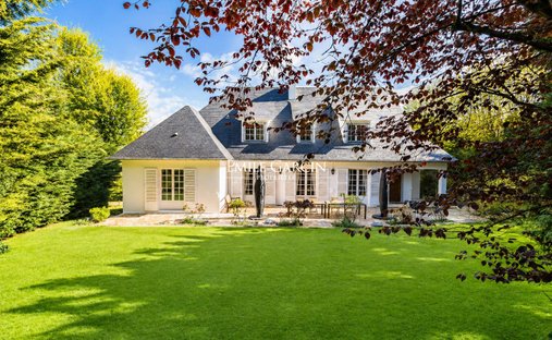 Villa in Marly-le-Roi, Ile-de-France, France 1