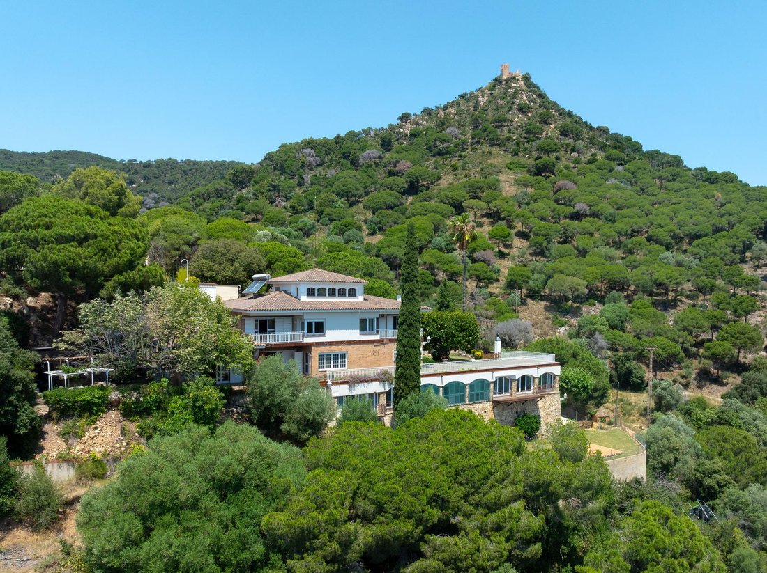 Villa in Cabrera de Mar, Catalonia, Spain 2 - 18270808