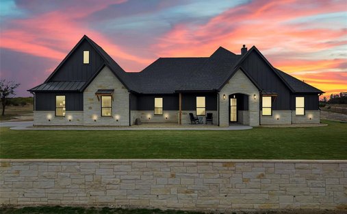 House in Godley, Texas, United States 1