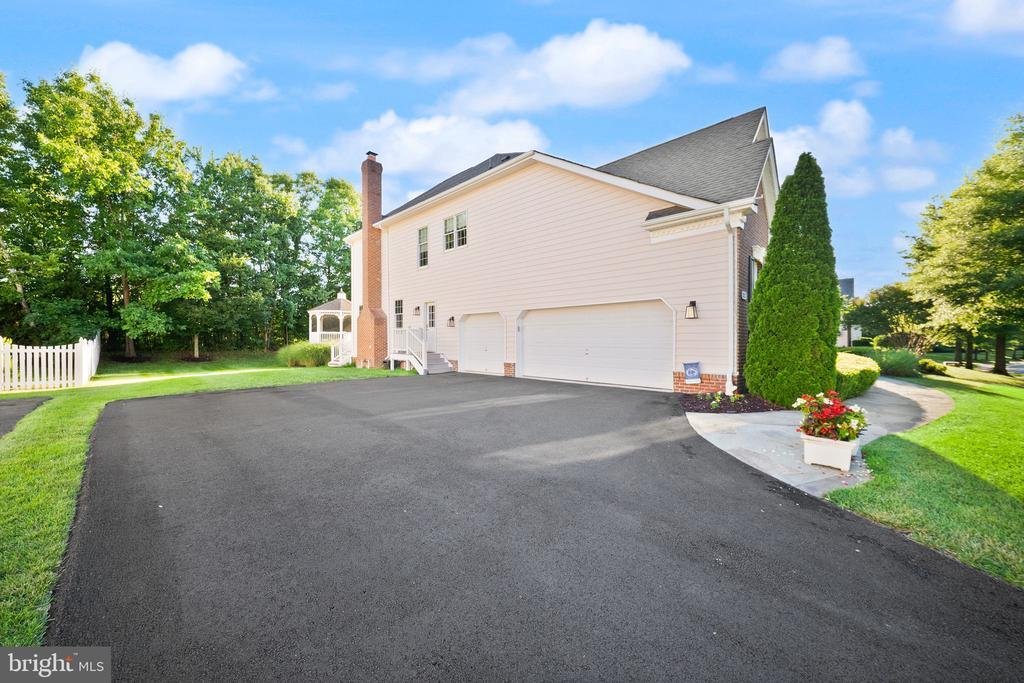 House in Ashburn, Virginia, United States 3 - 18274692