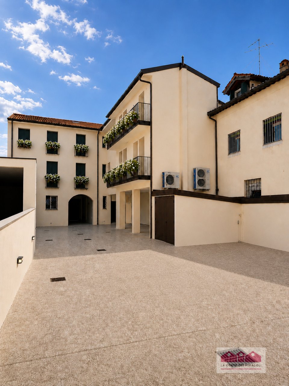 Apartment in Center, Vicenza, Veneto 1 - 17044046