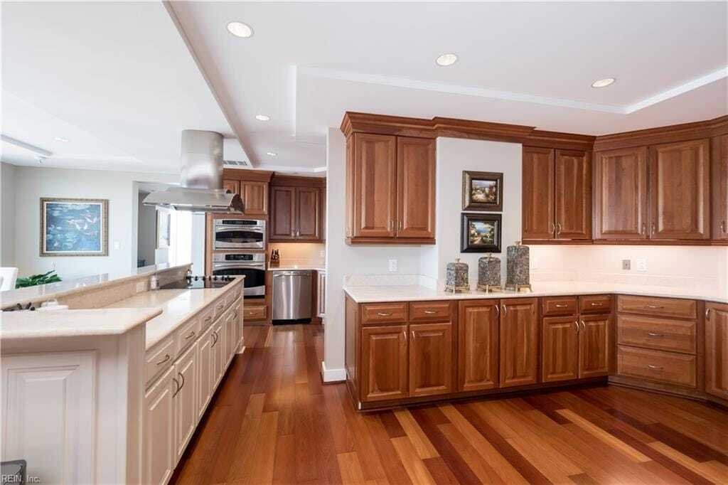Condo in Virginia Beach, Virginia, United States 5 - 18270436