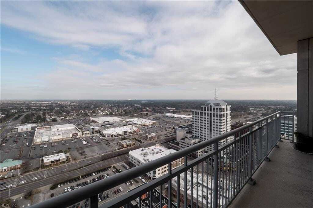 Condo in Virginia Beach, Virginia, United States 3 - 18270436