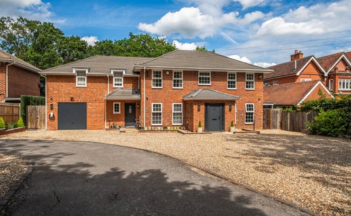 Casa di campagna a Lightwater, Windlesham, Inghilterra 1
