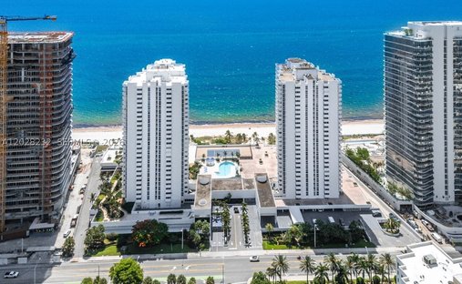 Condo in Hillsboro Beach, Florida, United States 1