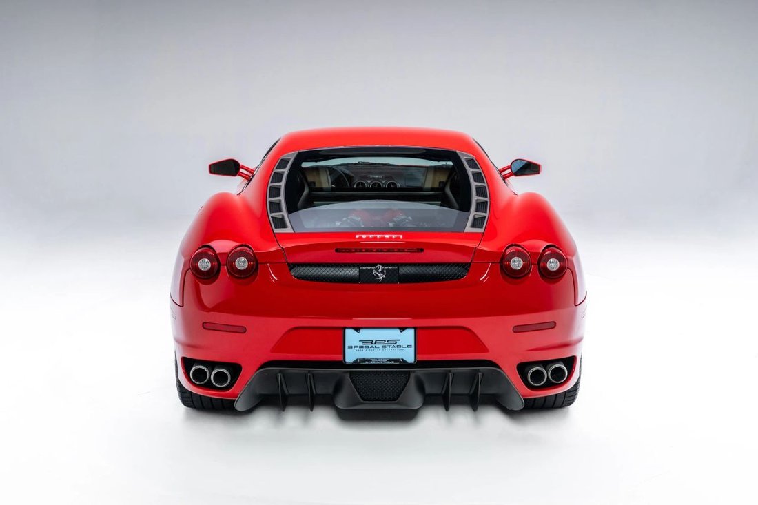 Coupe in Los Angeles, CA, United States 4 - 18272274