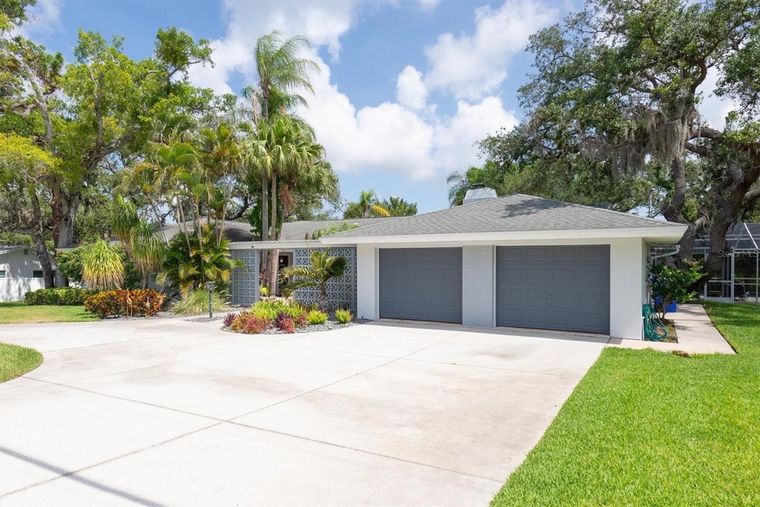 House in Dunedin, Florida, United States 3 - 18273680