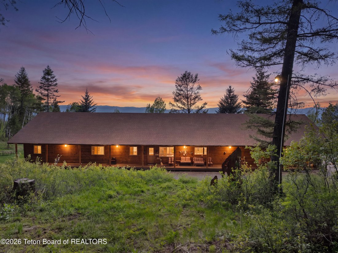 House in Freedom, Wyoming, United States 2 - 17800723