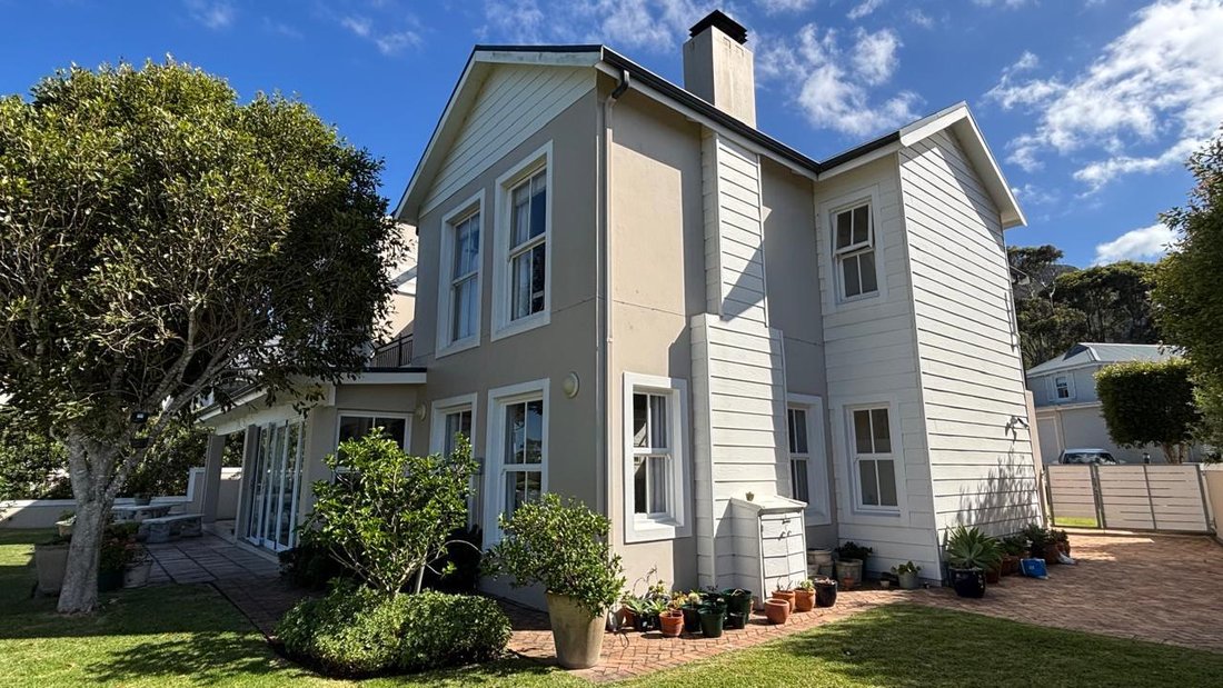 House in Hermanus, Western Cape, South Africa 2 - 18275359