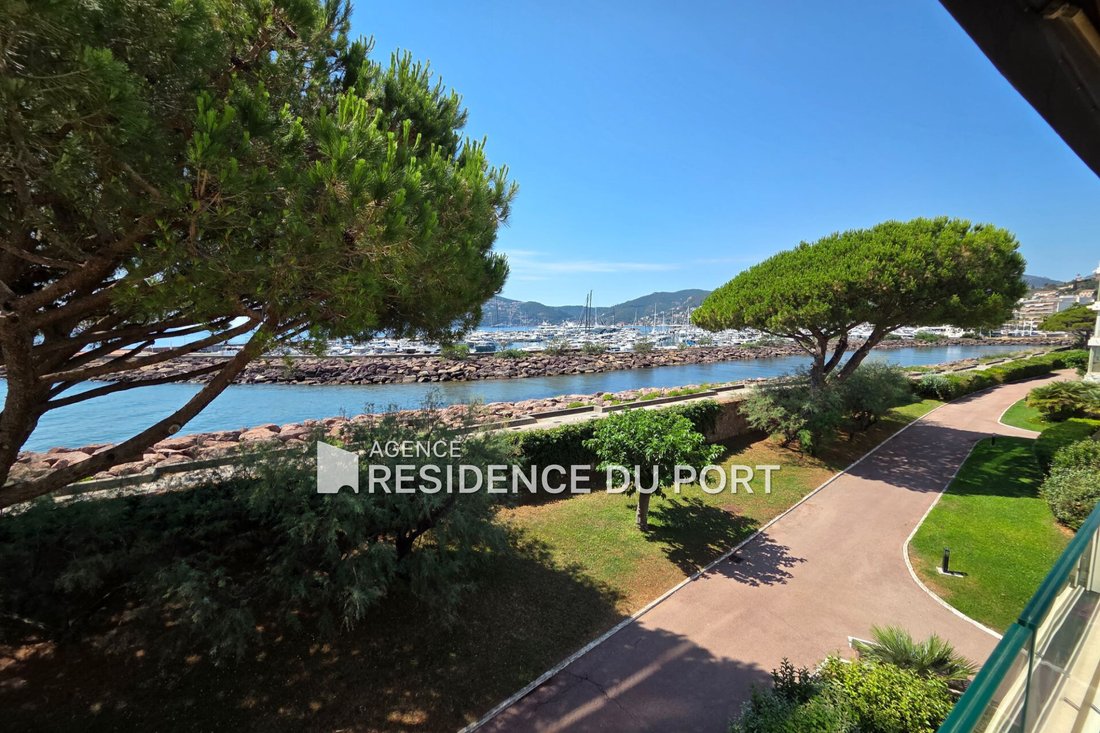 Apartment in Cannes Marina-La Roubine, Mandelieu-la-Napoule, France 1 - 15720243