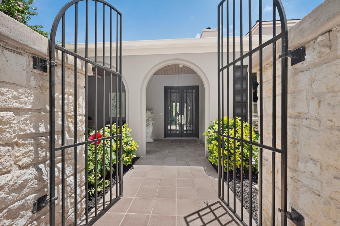 House in The Hills, Texas, United States 4 - 18271050
