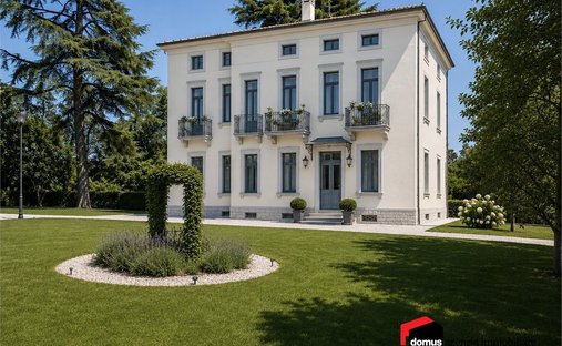 Villa in Thiene, Veneto, Italy 1