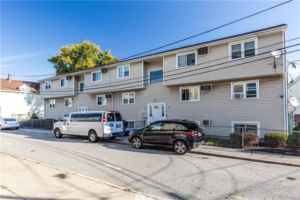 Pawtucket, Rhode Island, United States 1 - 18273177