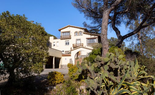 Finca in Montornes del Valles, Catalonia, Spain 1