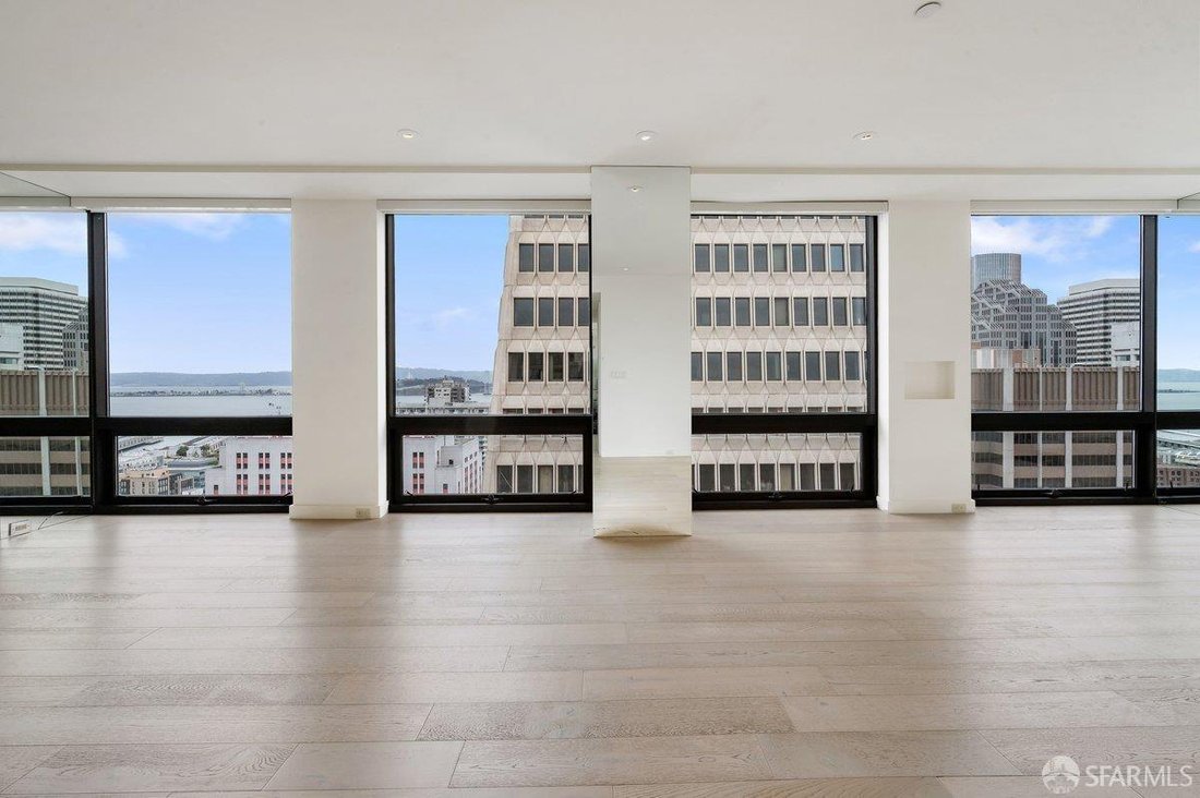 Condo in San Francisco, California, United States 5 - 18273056