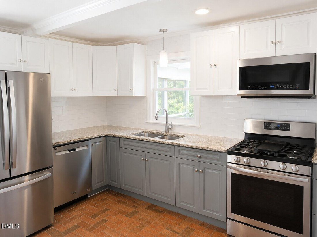 House in Chapel Hill, North Carolina, United States 5 - 18270425