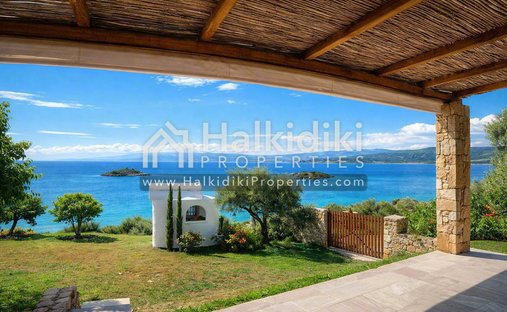 House in Ammoulliani, Macedonia and Thrace, Greece 1
