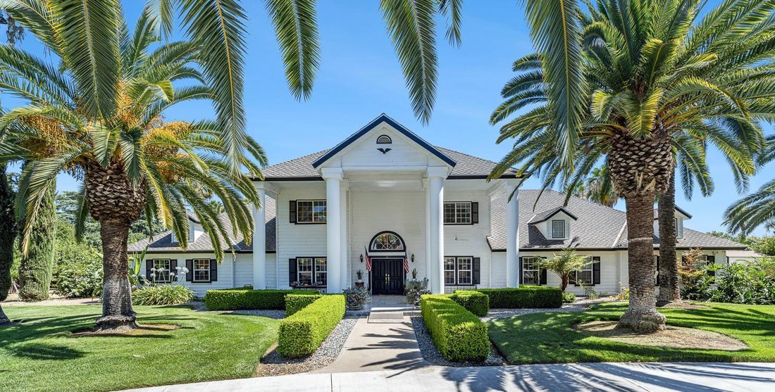 House in Fresno, California, United States 1 - 18273420