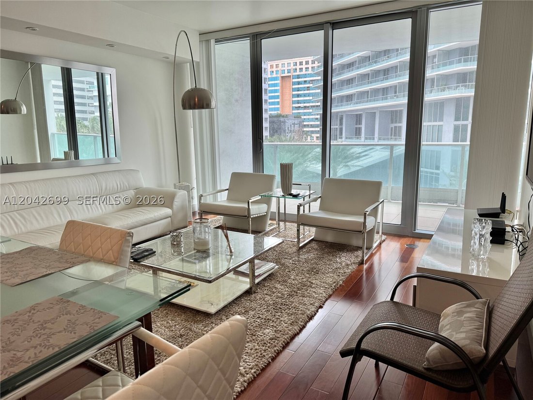 Condo in Miami, Florida, United States 3 - 18270380