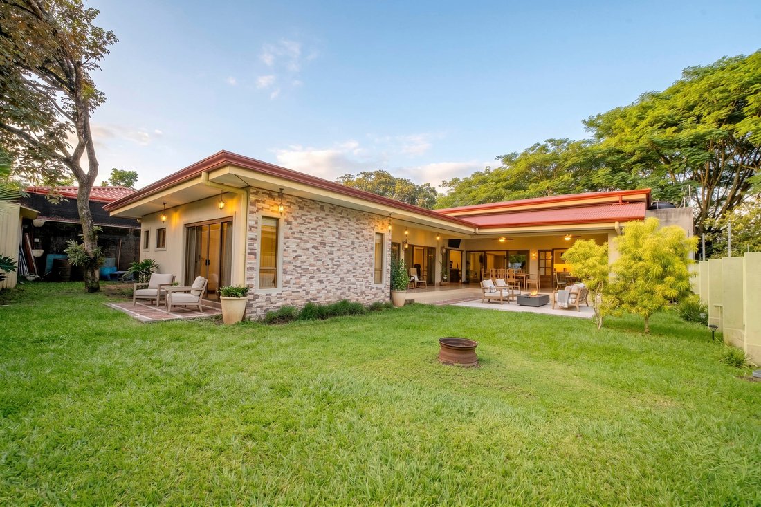 House in Vueltas, Alajuela Province, Costa Rica 1 - 18271651
