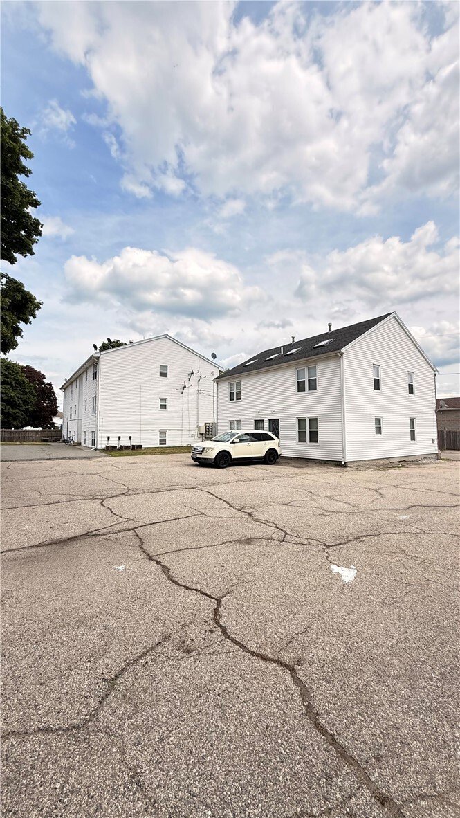 Pawtucket, Rhode Island, United States 4 - 18273169