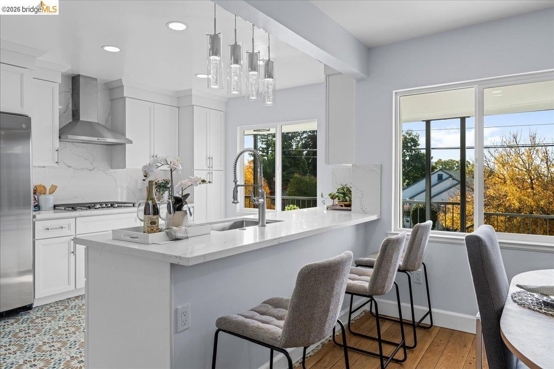 House in Oakland, California, United States 4 - 18271100