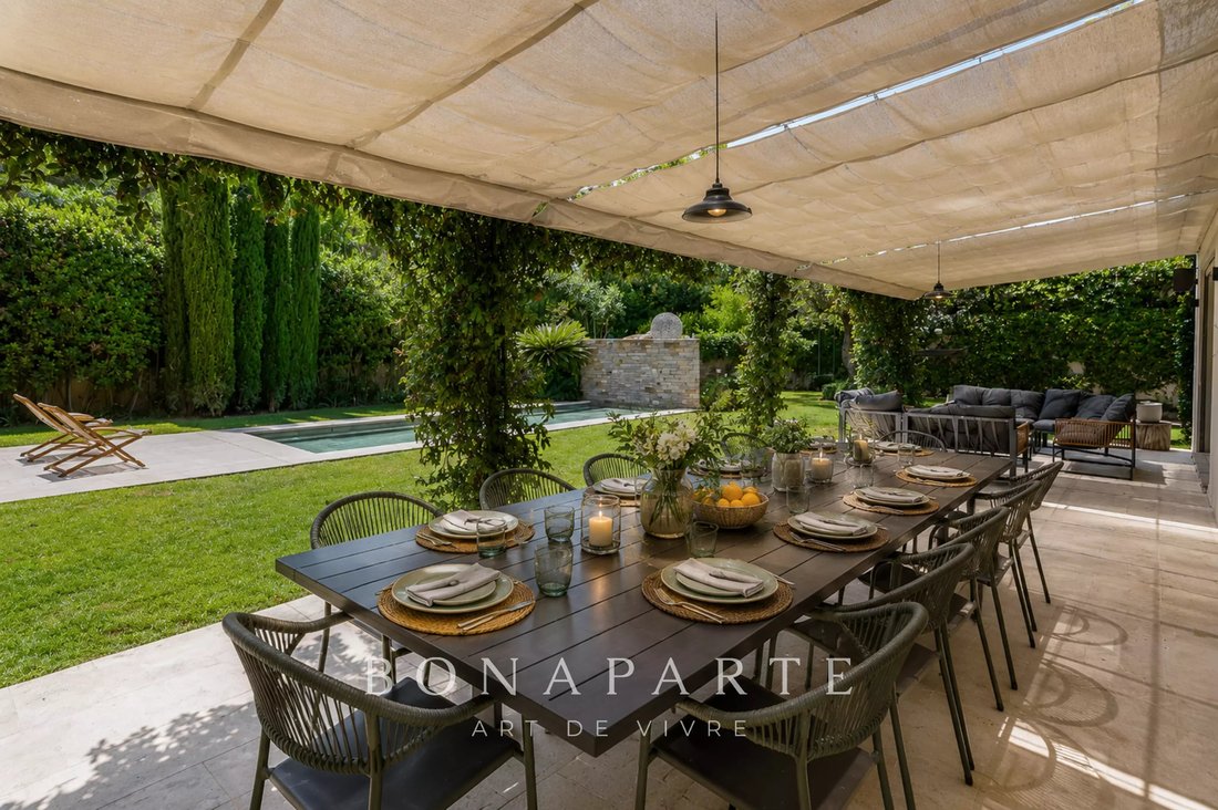House in Zone Est Diffuse, Saint-Tropez, France 2 - 18272077