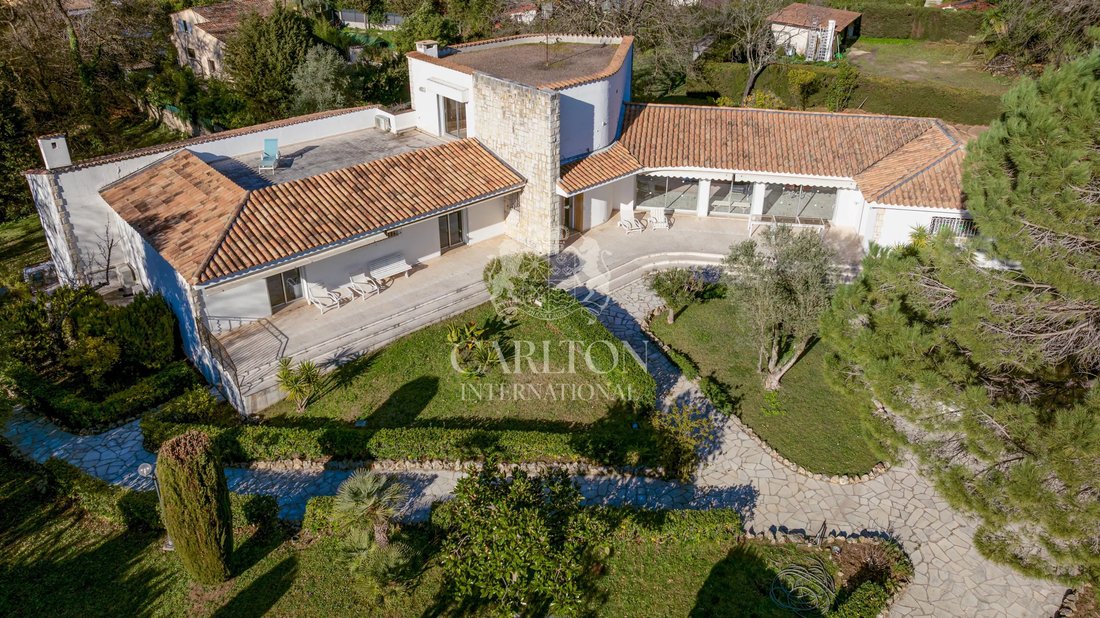 Villa in Mougins, Provence-Alpes-Côte d'Azur, France 2 - 17380516