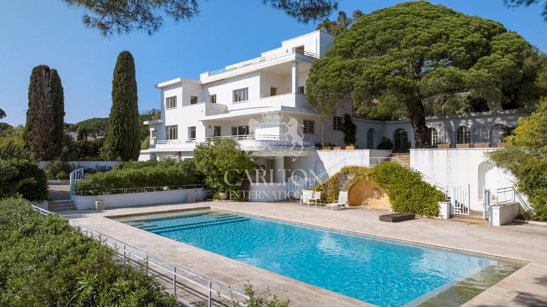 Villa in Nartelle-Noyer-Bellevue-bd des Sardinaux, Sainte-Maxime, France 1 - 17471787