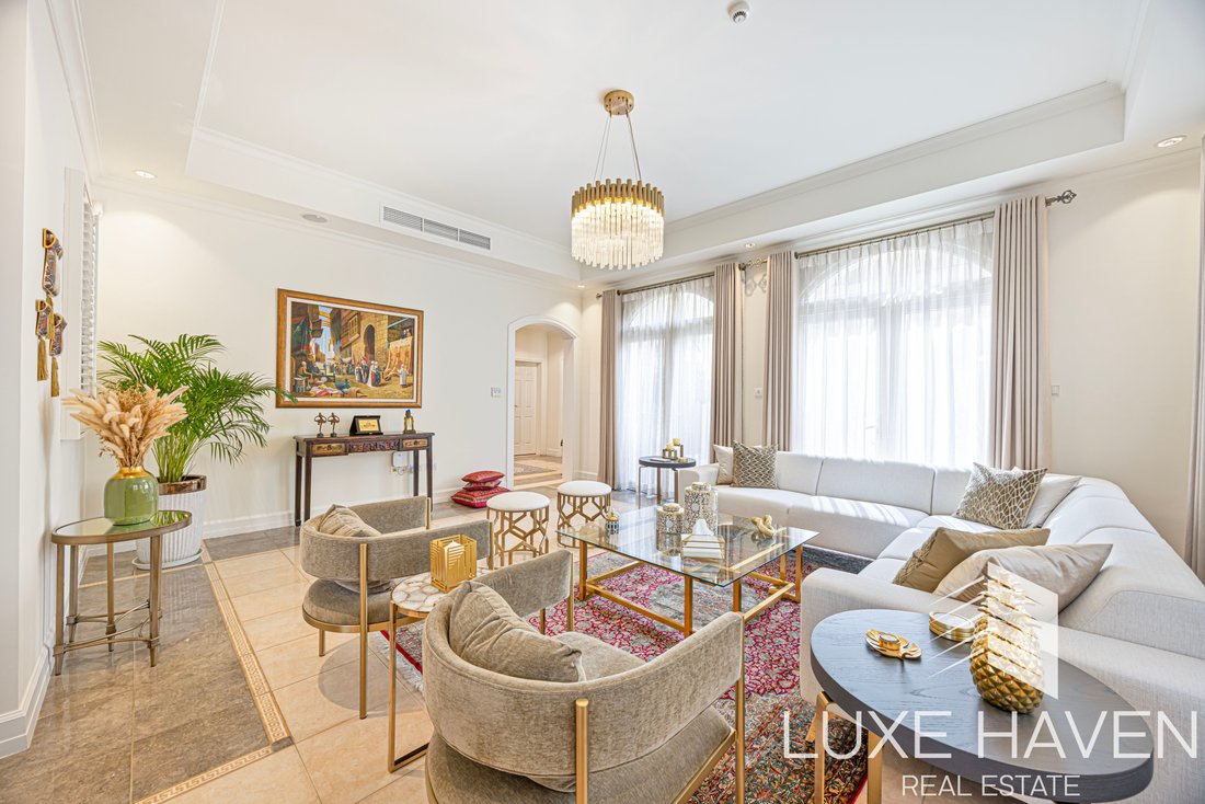 Villa in Jumeirah Golf Estates, Dubai, United Arab Emirates 3 - 18276058
