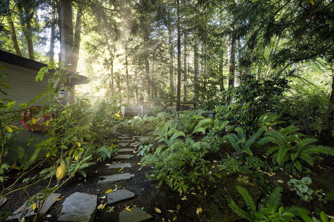 House in Willis Point, British Columbia, Canada 3 - 18272505