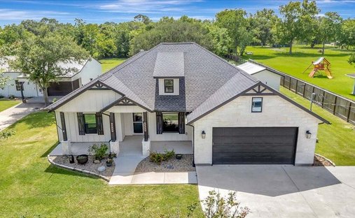 House in Santa Fe, Texas, United States 1