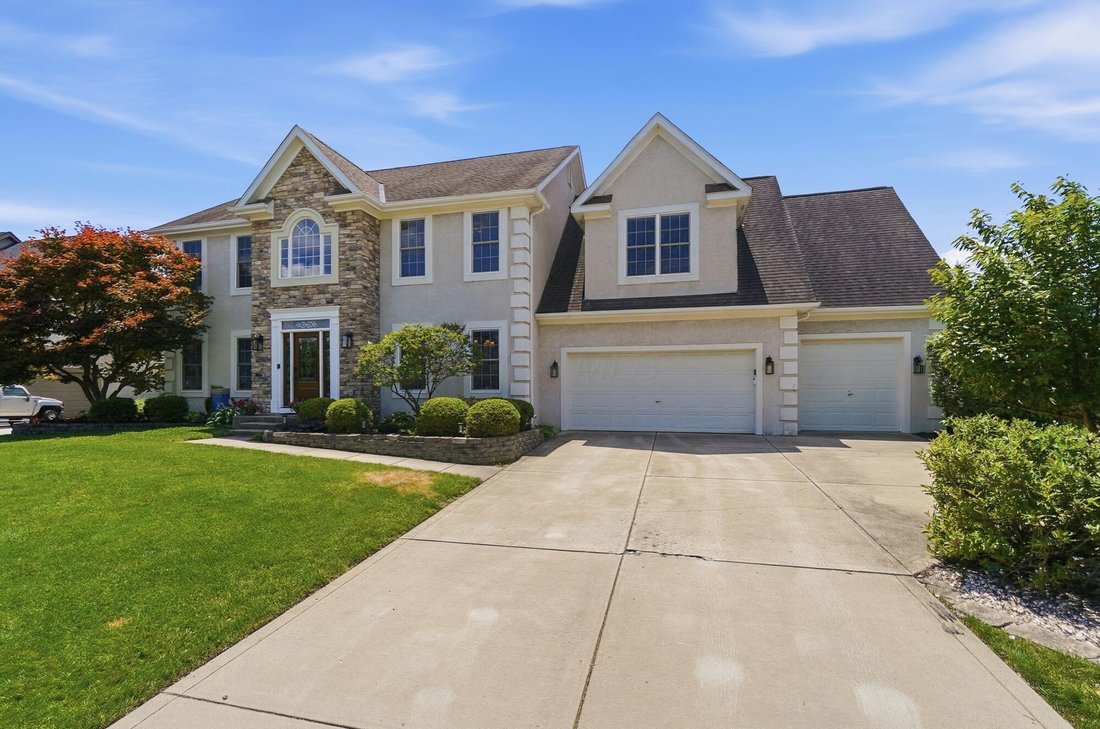House in Lewis Center, Ohio, United States 2 - 18270160