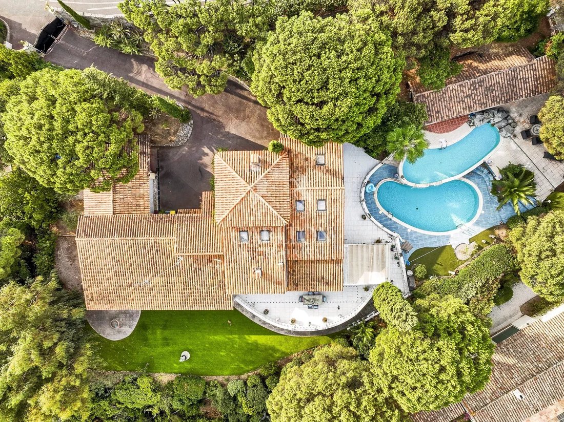 Villa in Nartelle-Noyer-Bellevue-bd des Sardinaux, Sainte-Maxime, France 3 - 17837591