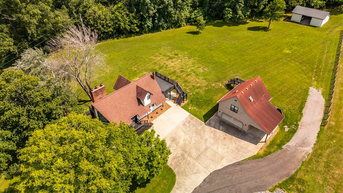 House in Springfield, Tennessee, United States 5 - 18271272